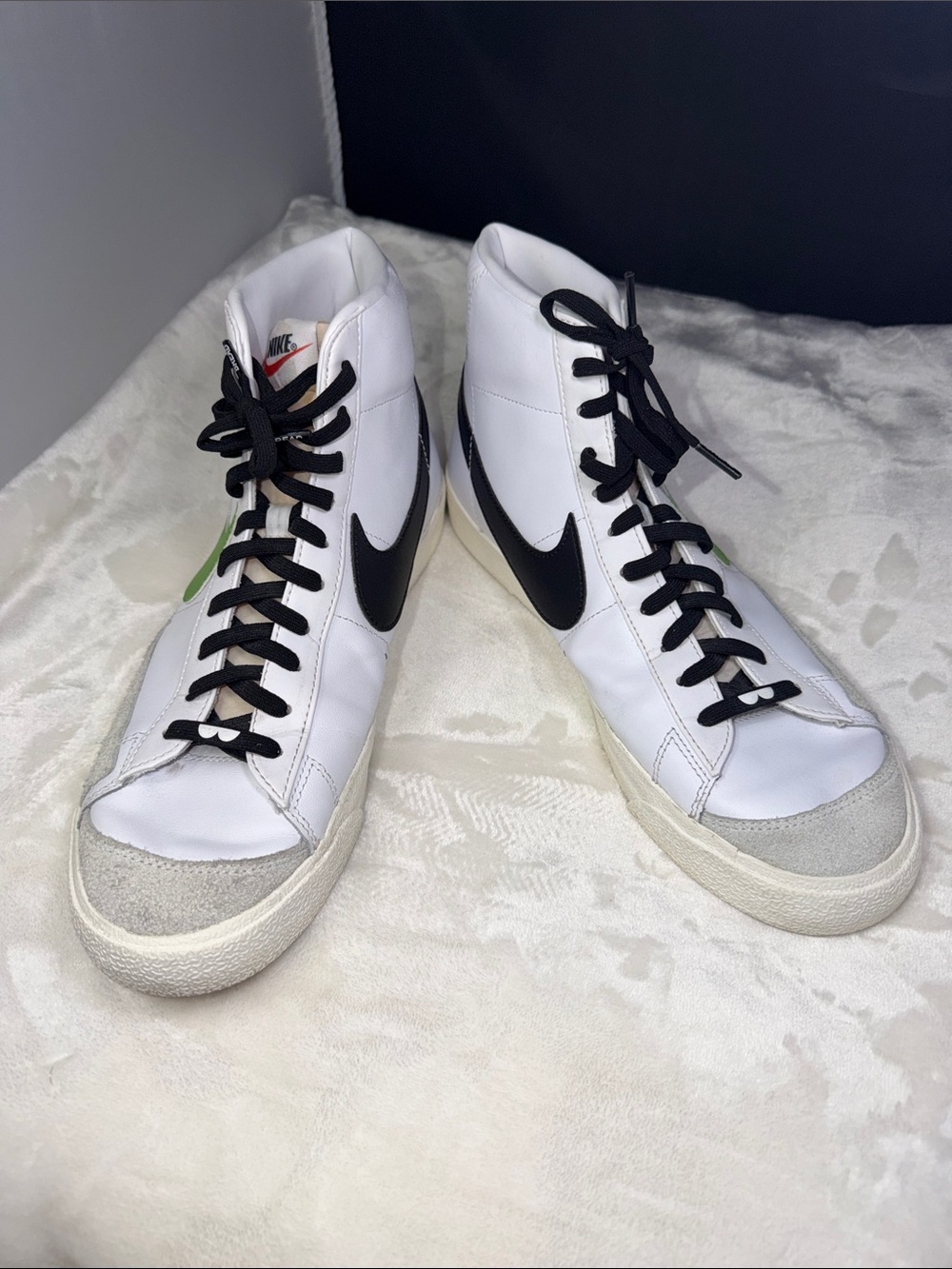 Nike Blazer Mid ’77 Vintage White Black Green High Top Sneakers Size 11.5 - Picture 2 of 7